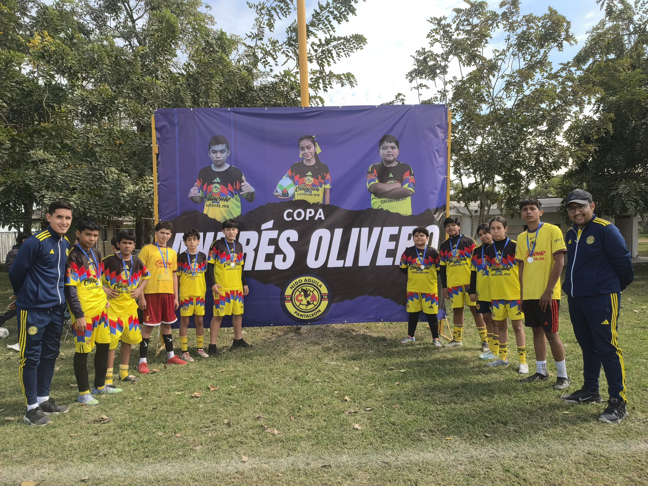 Niños y jóvenes participan en la Copa Andrés Olivero de Grupo Pantaleon en Pánuco
