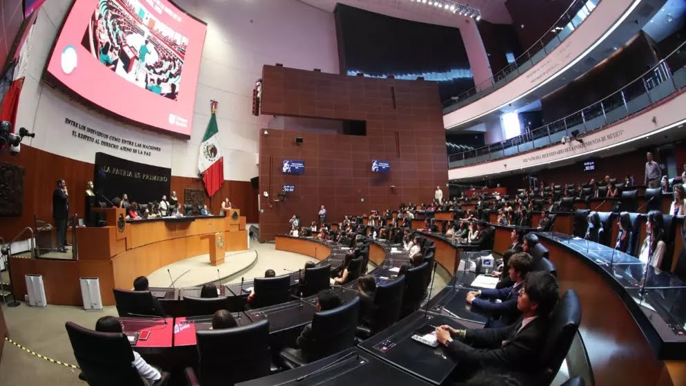 Morena se quedaría solo en el Senado; oposición celebra postura del PT contra el Plan B de la Reforma Electoral