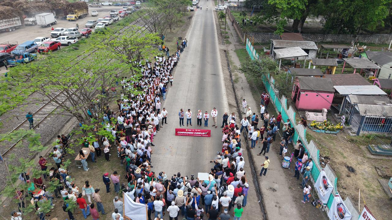 Rocío Nahle cumple y entrega tramo Tezonapa–Motzorongo