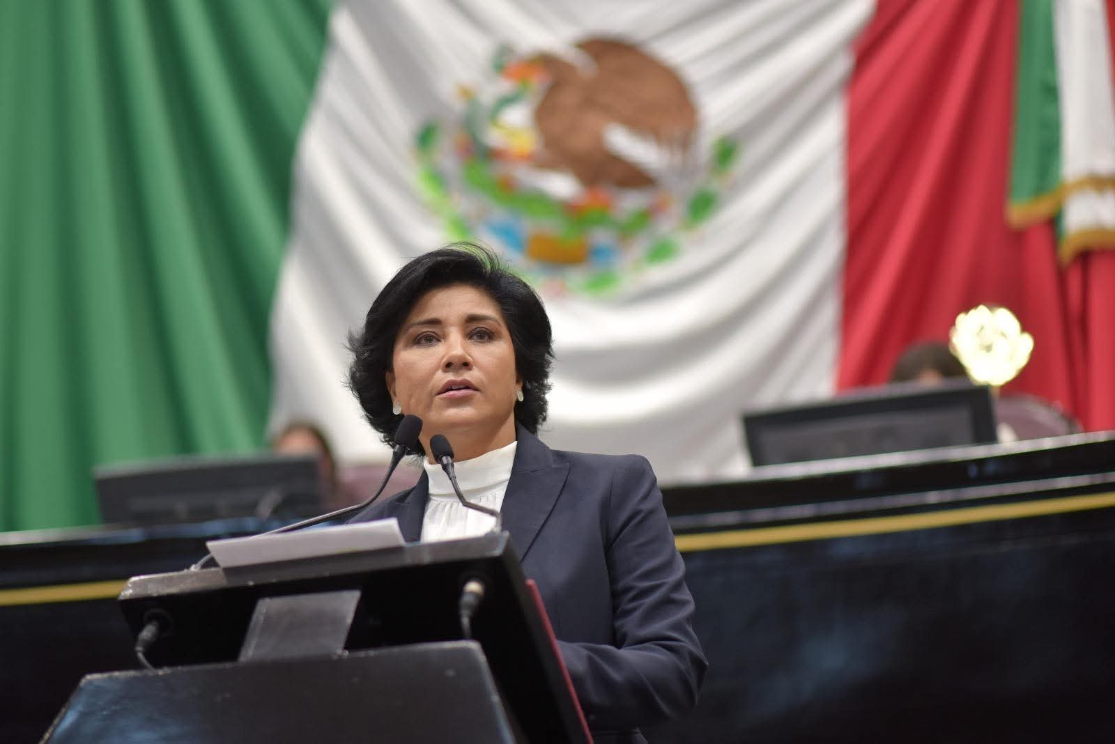 Propone diputada incorporar en la ley la figura de “Violencia por Control Digital”